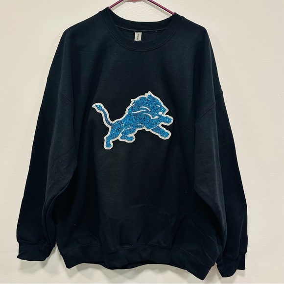 NFL Tops - Detroit LionsNFL Black Sweatshirt with sequin sparkle Blue Lion Logo! Size XXL